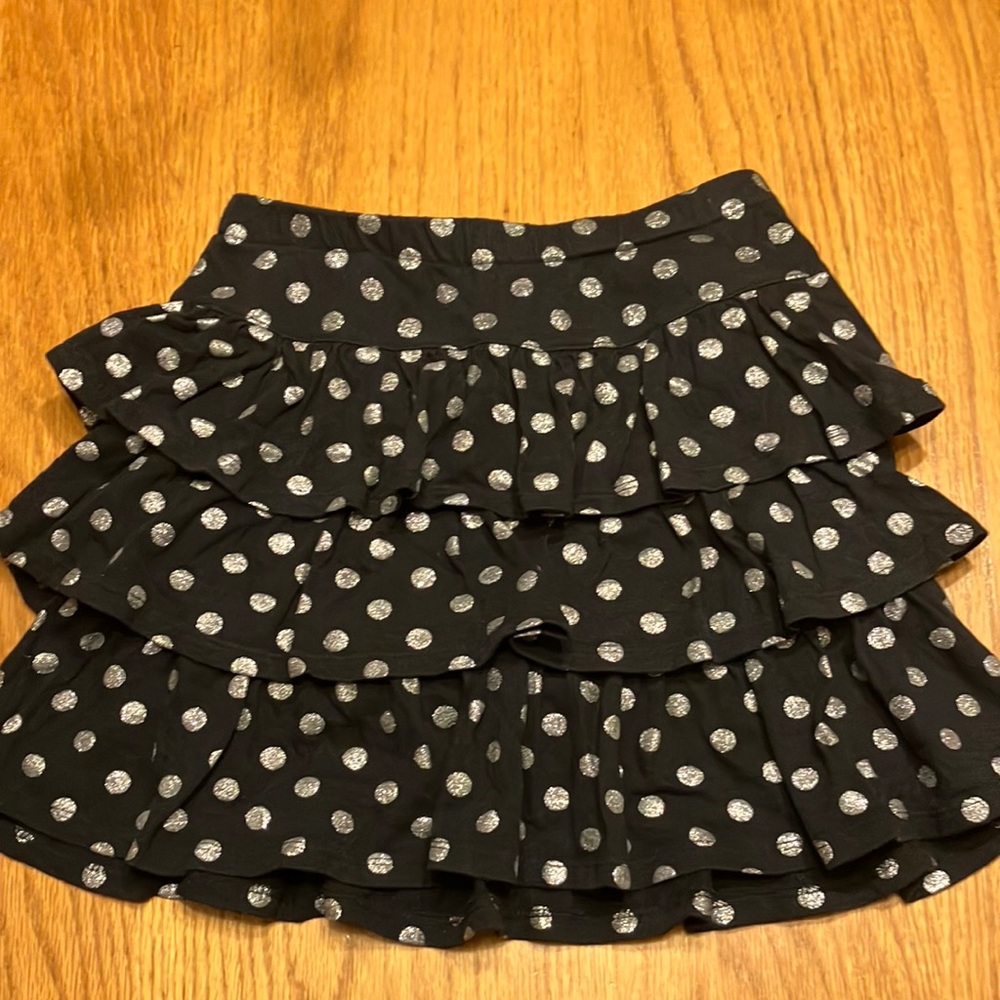 EUC Sz 9 girls Gymboree black with silver polka dots cotton knit skirt w shorts